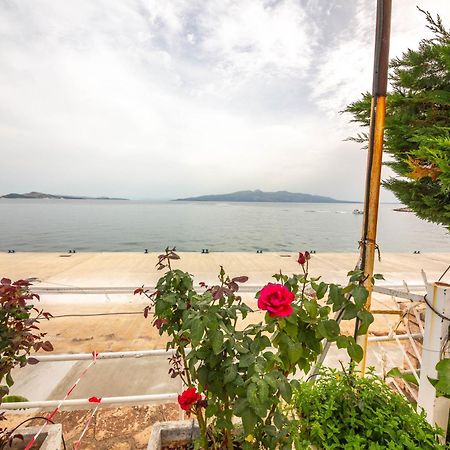 Apartments Cikuli Sarandë エクステリア 写真